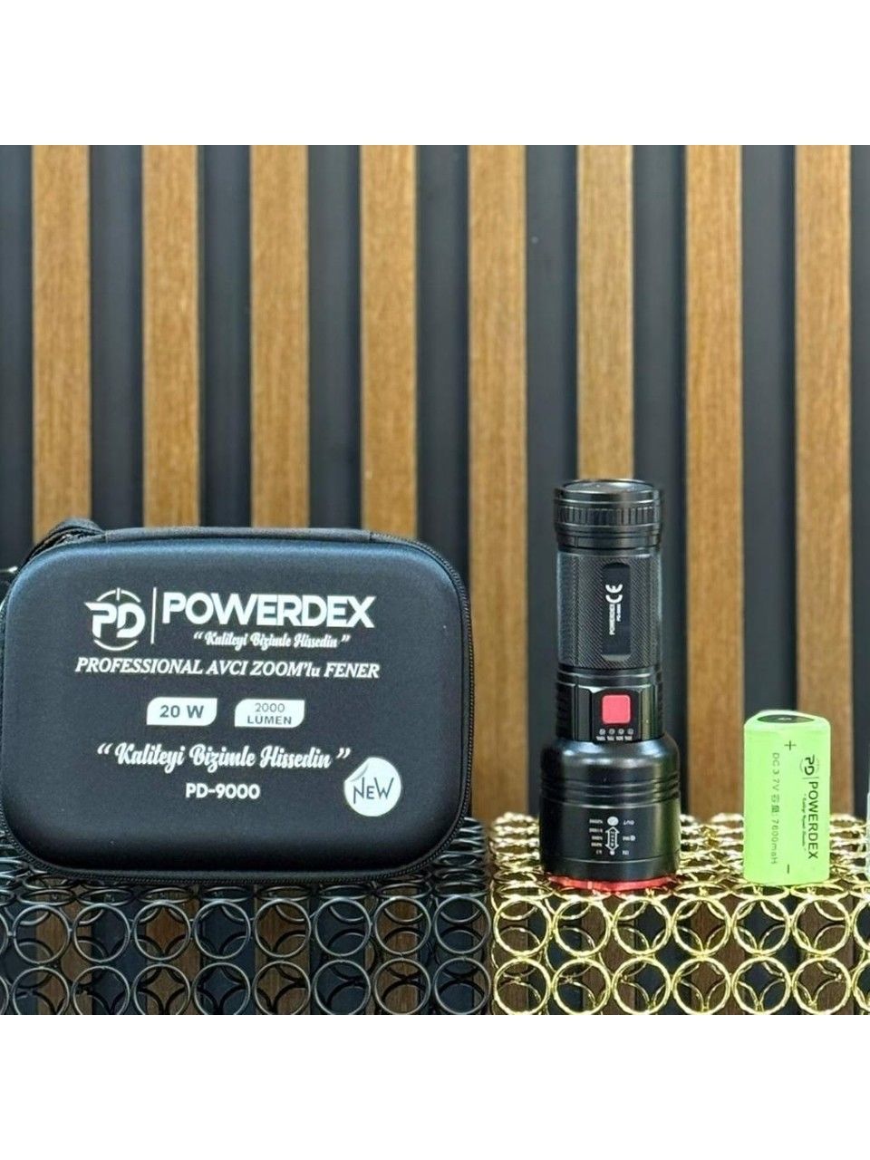 Powerdex PD-9000 Su Geçirmez 20 Watt 2000 Lümen Süper Güçlü LED Profesyonel Şarjlı El Feneri