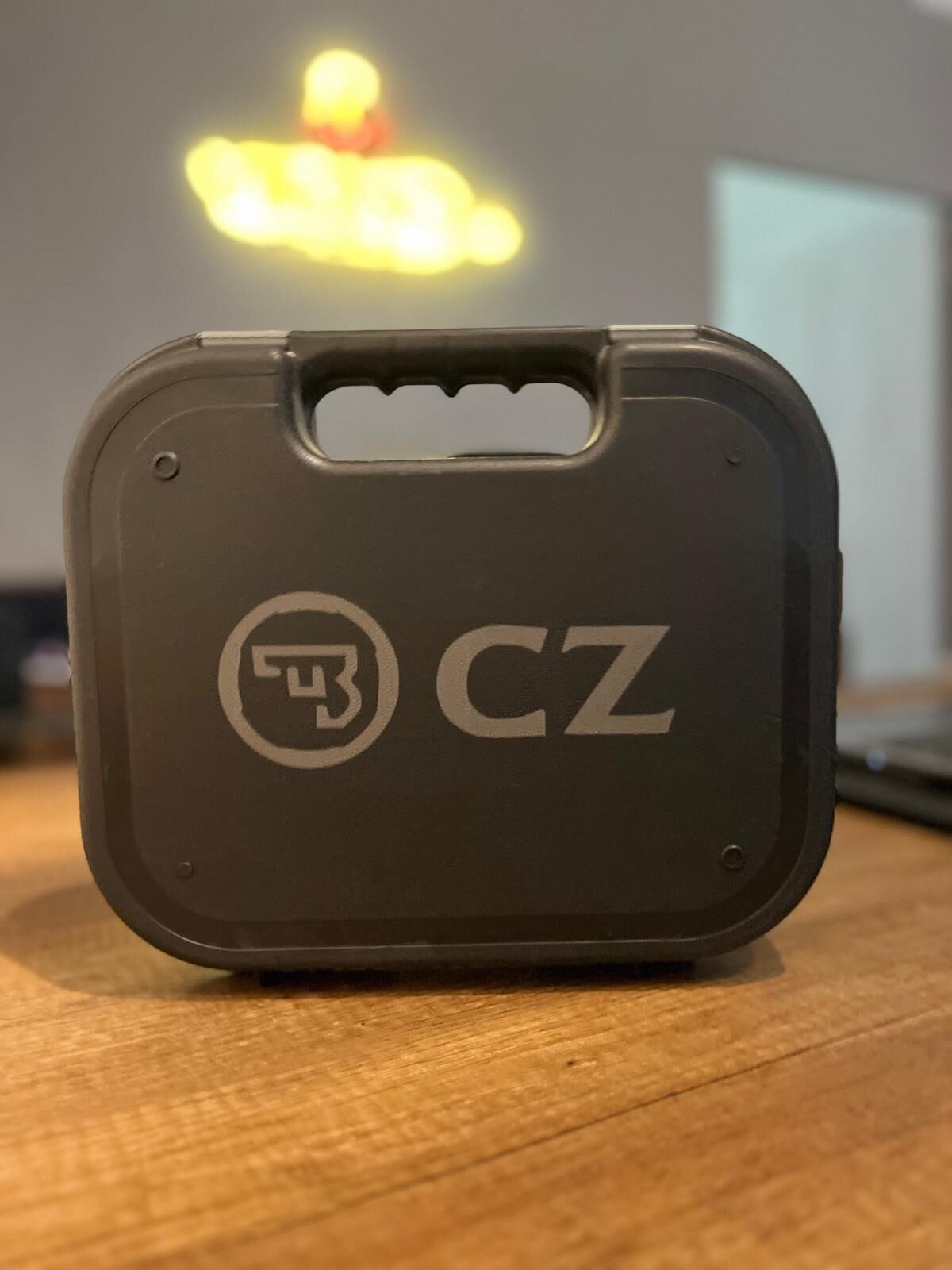 Cz Tabanca Çantası Süngerli