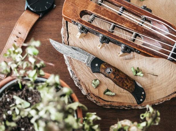 Böker Manufaktur Junior Scout Lightweight Curly Birch Brown Damascus Çakı