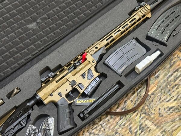 Derya MK-20 ES-202SF 20 Cal. Şarjörlü Otomatik Av Tüfeği