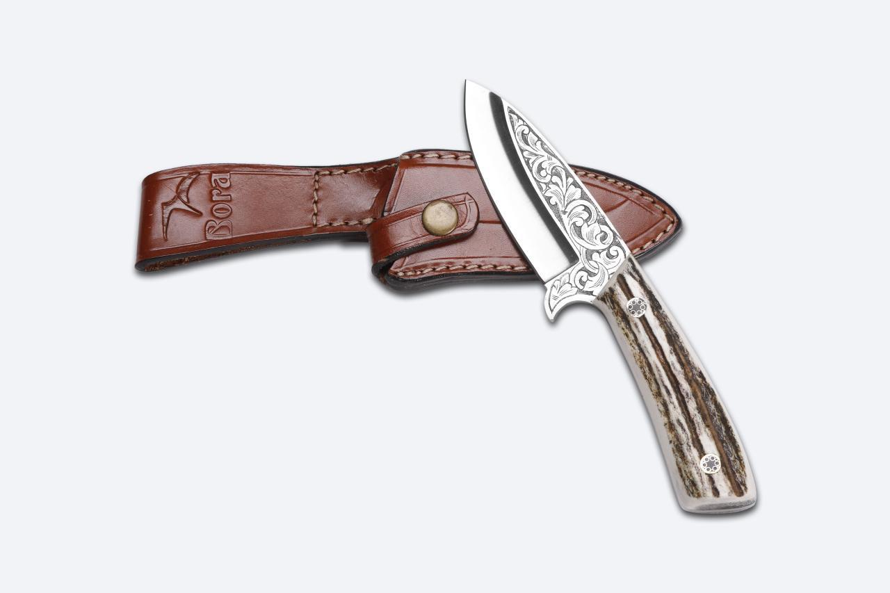 Bora 408 B Leopard Geyik Boynuzu Saplı Gravürlü Bıçak