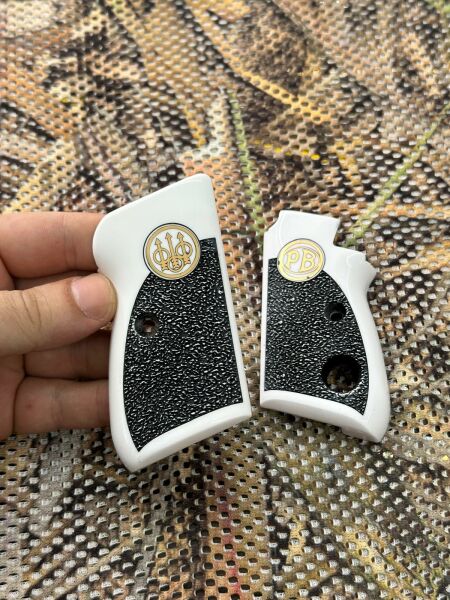 Beretta Düğmeli Tabanca Kabze