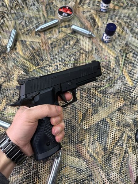 SIG SAUER X-FIVE SİYAH HAVALI TABANCA