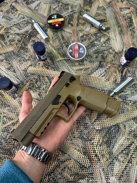 SIG SAUER M17  HAVALI TABANCA