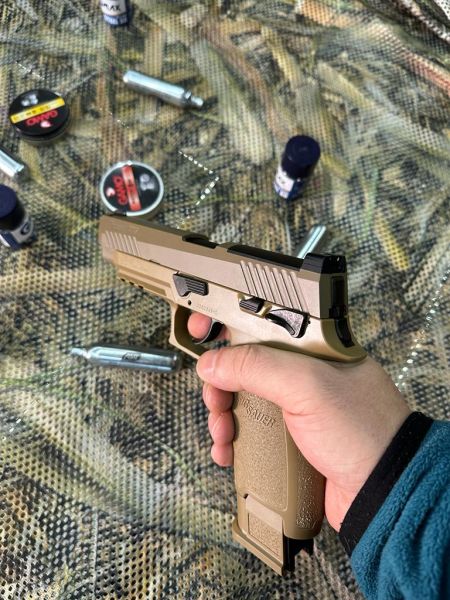 SIG SAUER M17  HAVALI TABANCA