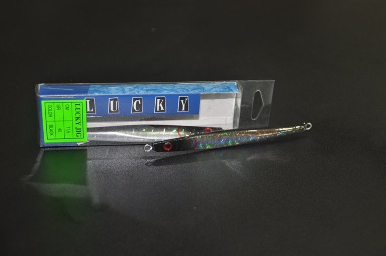 SILVERSTAR HUNTER PRO 11,5CM - 40GR C-3