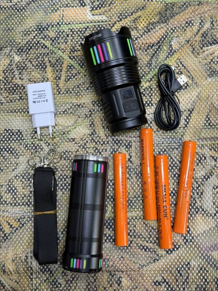 Small Sun ZY-W512 9.000 Lümen Süper Güçlü LED Profesyonel Şarjlı El Feneri