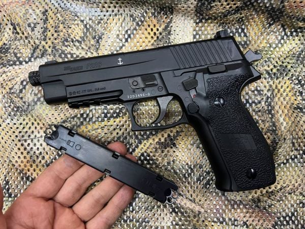 SIG SAUER P226 SİYAH HAVALI TABANCA