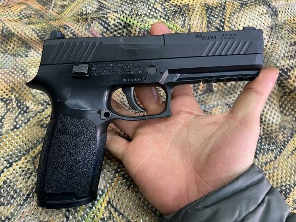 SIG SAUER P320 SİYAH HAVALI TABANCA