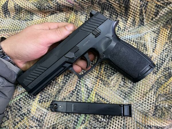 SIG SAUER P320 SİYAH HAVALI TABANCA