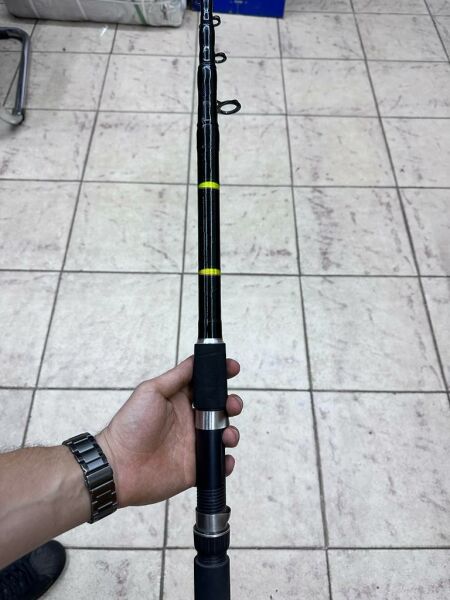 270. CM Kaliteli Karbon 150 Gr. Atarlı Kamış
