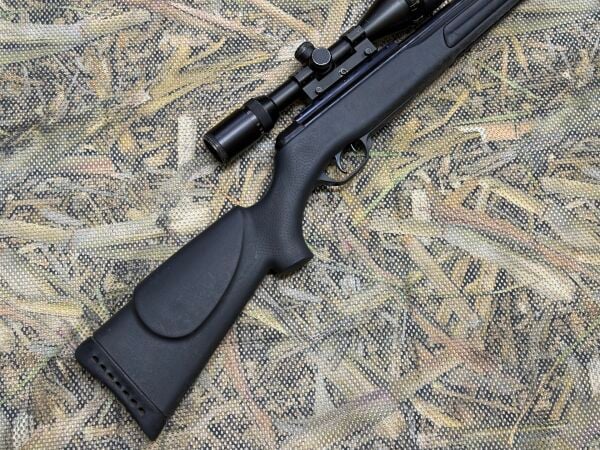Gamo CFX 4.5 mm - Yüksek İsabetli, Dürbünlü ve Bakımlı 2 El