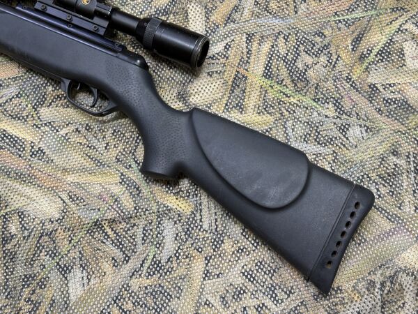 Gamo CFX 4.5 mm - Yüksek İsabetli, Dürbünlü ve Bakımlı 2 El