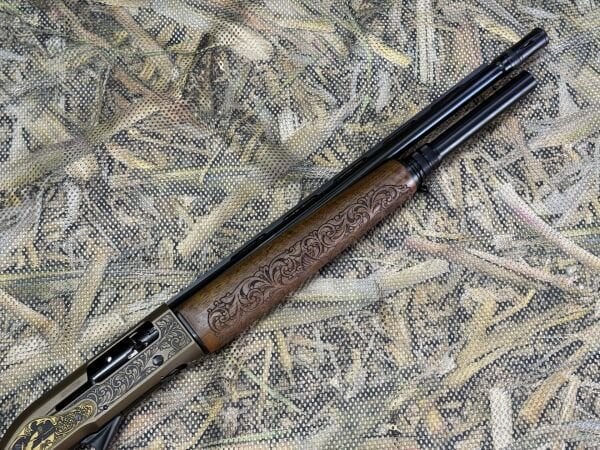 Üzümlü Full Gravürlü Özel İşlemeli Otomatik Av Tüfeği
