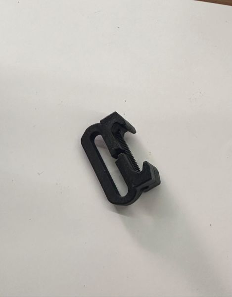 22 mm Raya Uygun Askı Kayışı Takma Aparatı