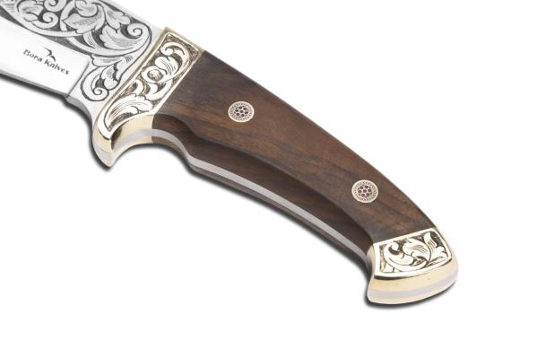 Bora 409 C Barbary Lion Ceviz Saplı Gravürlü Bıçak