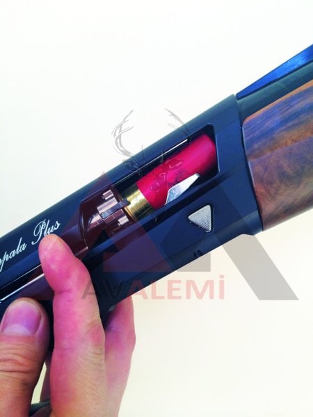 Impala Plus Ahşap Otomatik Av Tüfeği