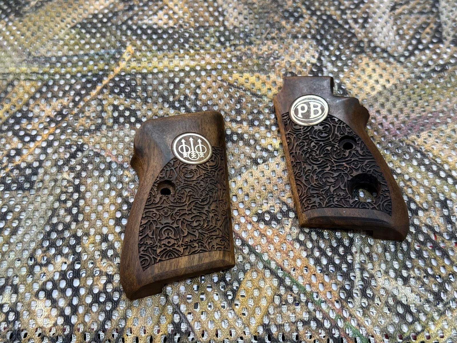 Beretta Düğmeli Tabanca Kabze