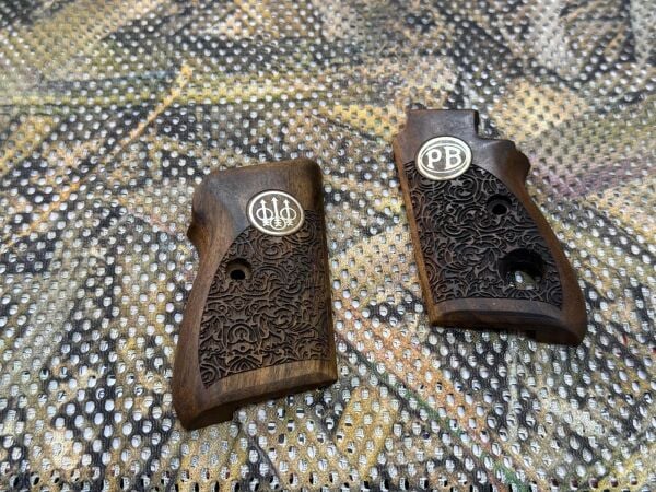 Beretta Düğmeli Tabanca Kabze